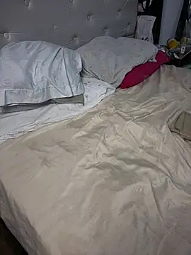 Webkamerová show alicetgirlbr