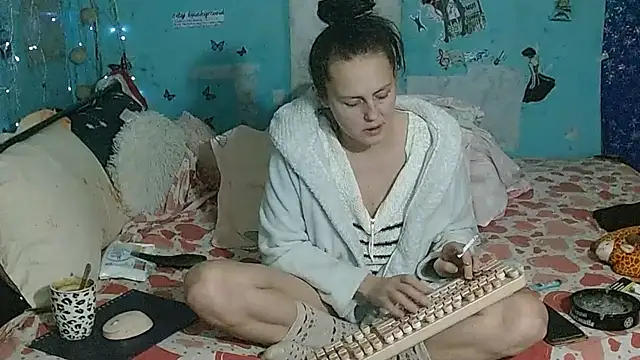 brighteyes77のライブXXXチャット