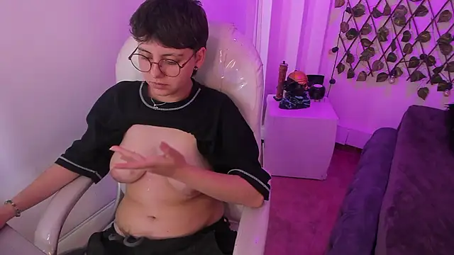 Nathaly_ds' Live XXX Chat