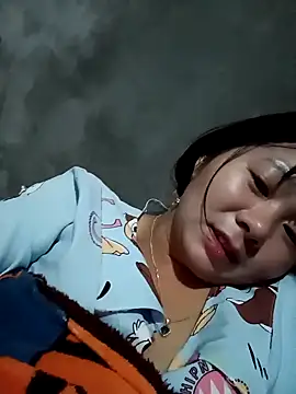 vangkt-cute Chat XXX in diretta