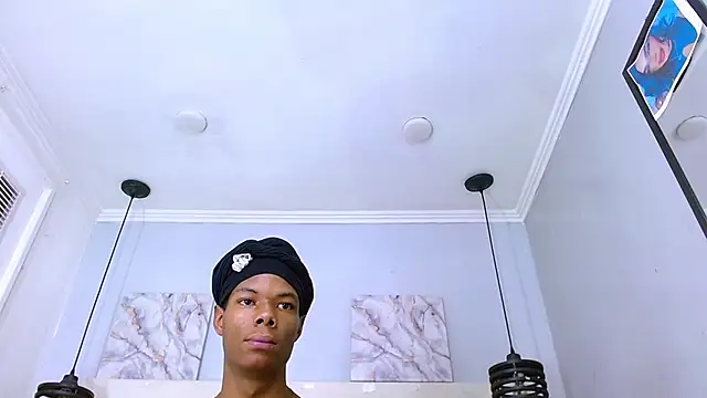 Santiago_Ortiz_ লাইভ XXX চ্যাট