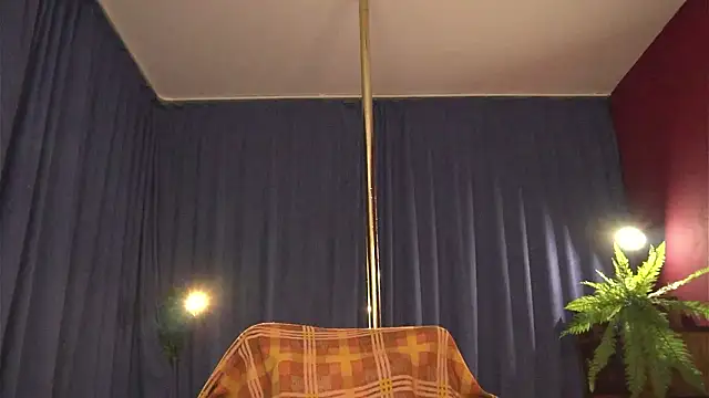 felynn's Live XXX Chat