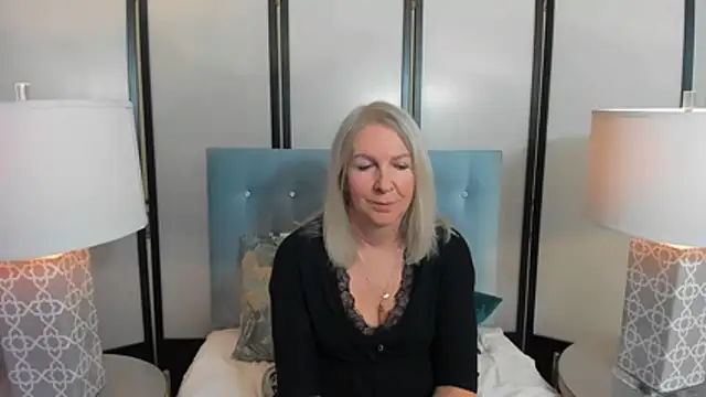 EricaTop's Live XXX Chat