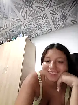 Онлайн чат XXX Virgin-Totona