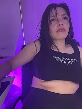 LaraDanverss Chat XXX live