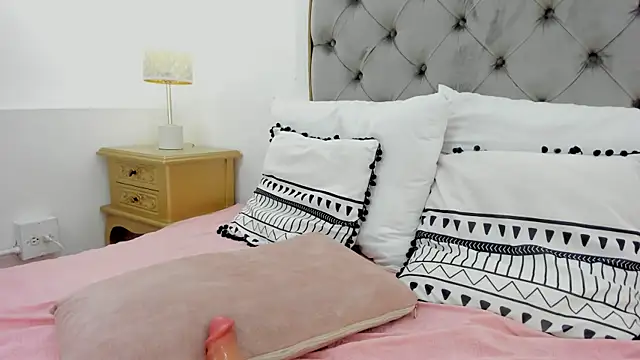 nina_joyce Live XXX Chat