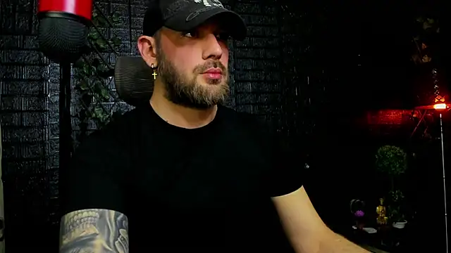 LexHardy 在線直播表演