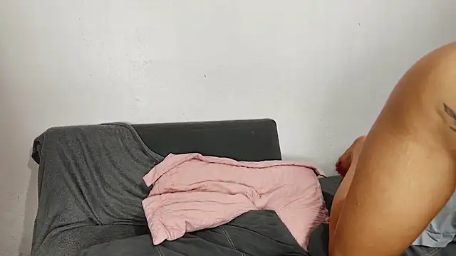 XXX chat uživo modela emilyvalenca