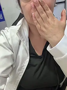 Pertunjukan Kamera Web NATHALIA-28_