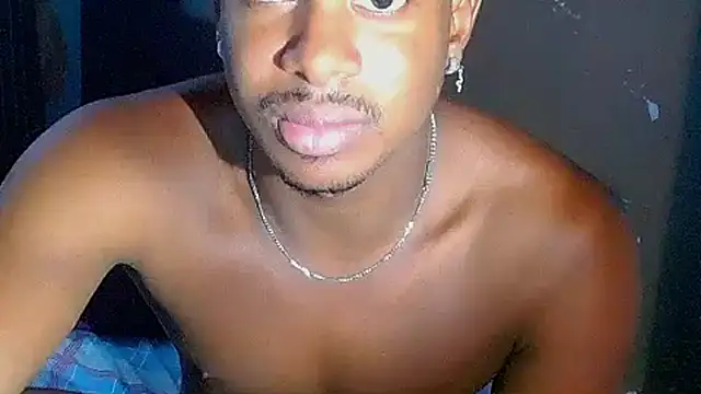 Show modela JackBlackone na web-kameri