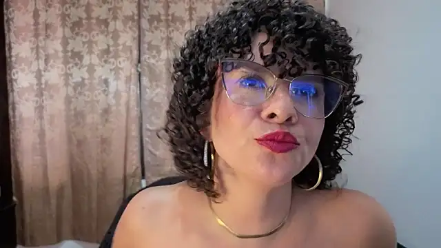 XXX chat uživo modela kloe-wolf