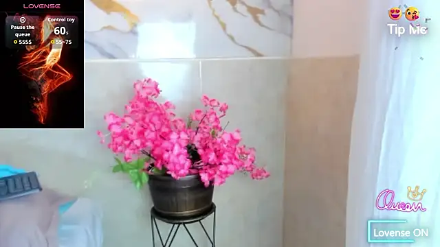 XXX chat uživo modela camiifox_