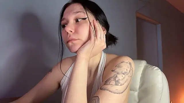 pinkdolly18's Live XXX Chat