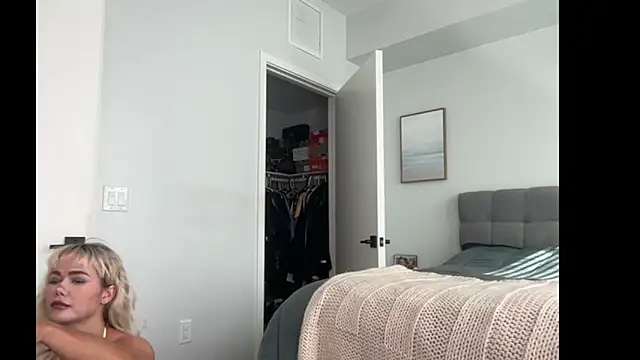 ElenaEricksonのライブXXXチャット