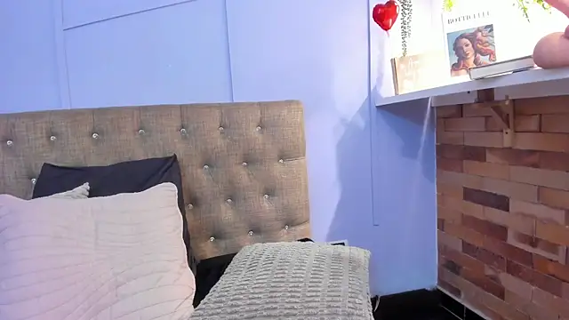 nathalie_rossel's Live XXX Chat