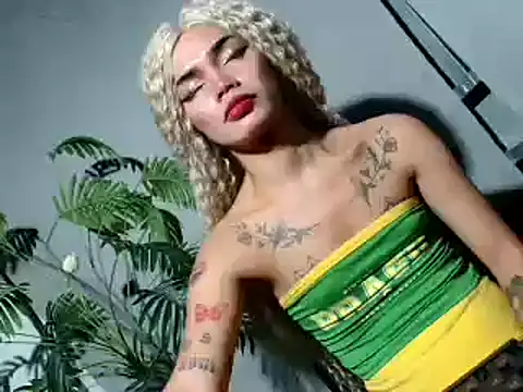 Czat XXX na żywo – hugecockbabe