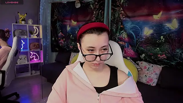 ClaraParks' Live XXX Chat