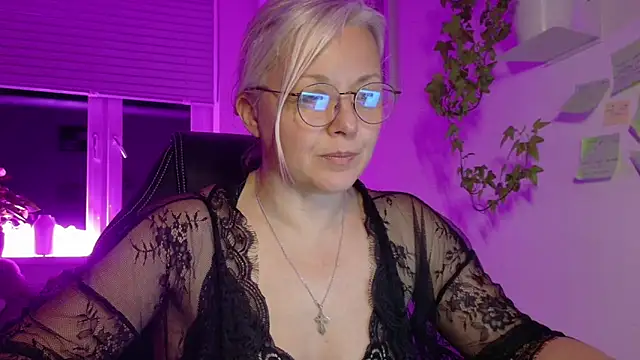 Linsy_Kim – Kamerová šou