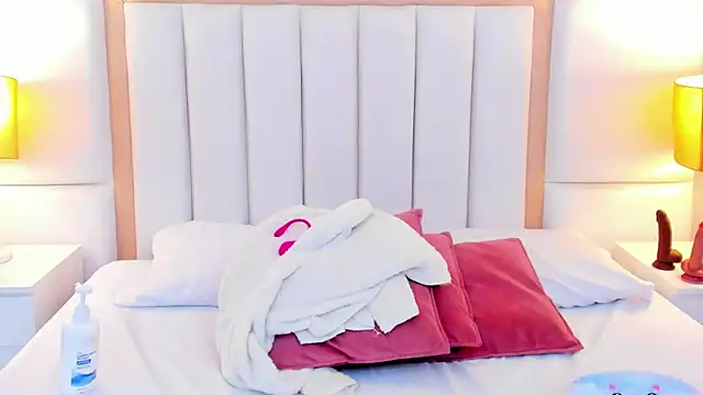 Chat +18 de LaylaaDoll ao vivo