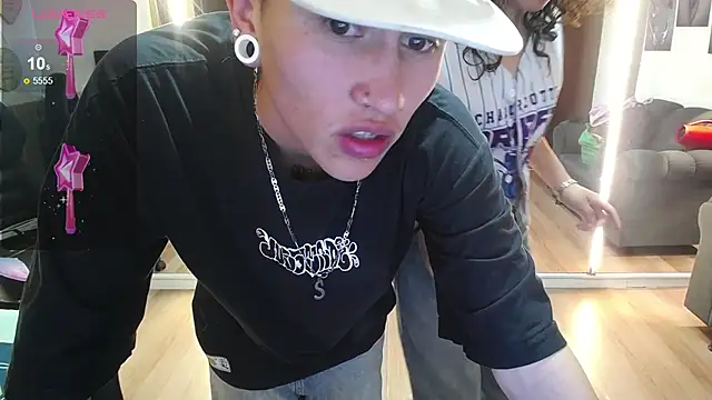 oblivionloveのライブXXXチャット