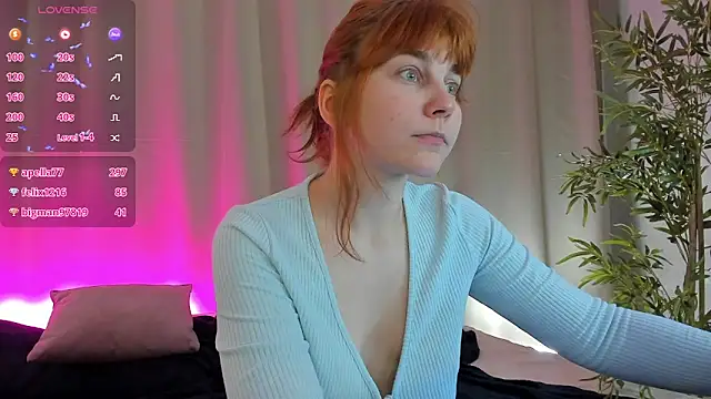 XXX chat uživo modela Rene_Shine