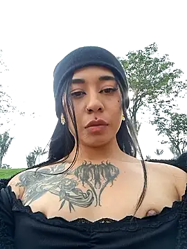 Zafiro_glow's Live XXX Chat