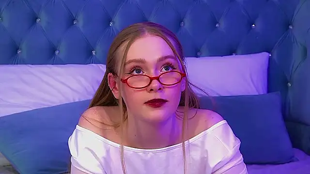 دردشة AgataFoxley الجنسية المباشرة