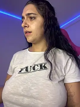 Alice777_ 现场XXX聊天