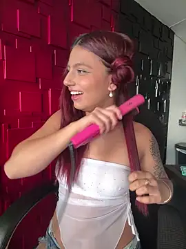 Emily-teen Live XXX Chat