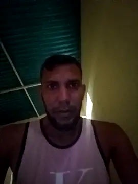 UnreadyChutzpa Chat XXX live