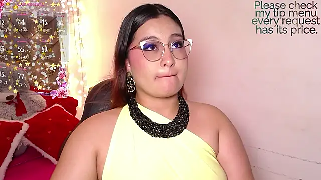 heluejamil Chat XXX in diretta