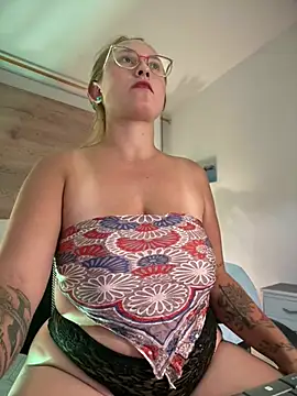 halaaa_1's Webcam Show