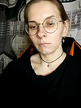 Aashikalaa Chat XXX in diretta