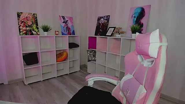 Megan_Violer Adlı Modelin Canlı XXX Sohbeti