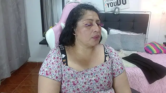 Chat XXX en directo de Keyla01_