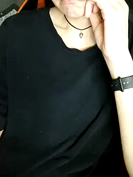 Živý XXX chat Aashikalaa