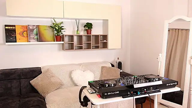 SatyaDj – Live XXX-chat