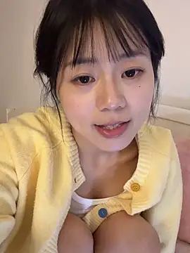 Nana-3 Chat XXX live