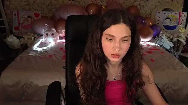 Chat +18 de BabyFlowerr ao vivo