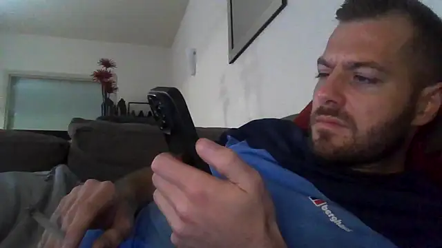 Chatroom XXX en direct de THE_CHEEKY_ALPHA