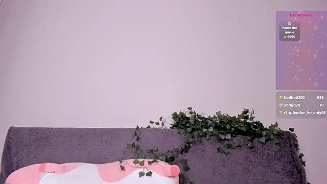 Živý XXX chat emmelieflorence