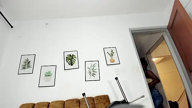 DomenicaW Pertunjukan Webcam