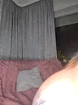 Luna_Lynn's Live XXX Chat