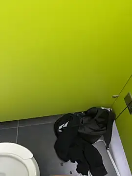 liam_bronw's Live Chat Room