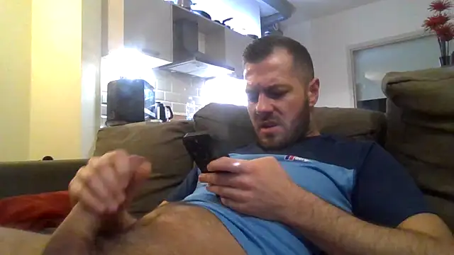 Show modela THE_CHEEKY_ALPHA na web-kameri