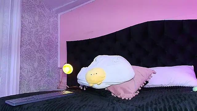 XXX chat uživo modela Hada_Blue