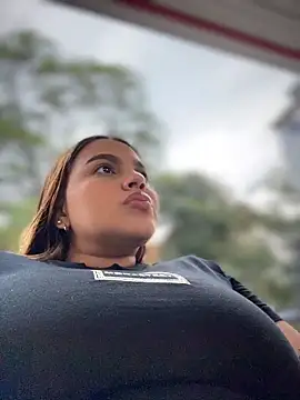 Czat XXX na żywo – Colibri_xxx