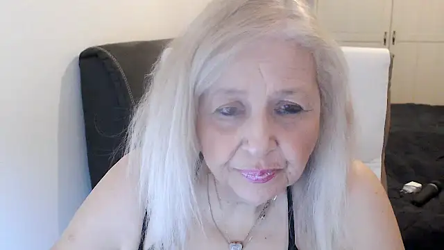 Chat +18 de SusiLifeXXX ao vivo