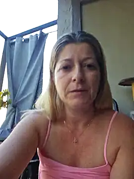 NikkiBlisss Chat XXX in diretta