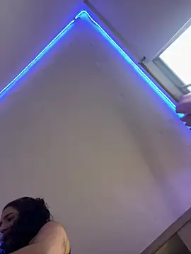 Chat XXX ao vivo de Alice777_